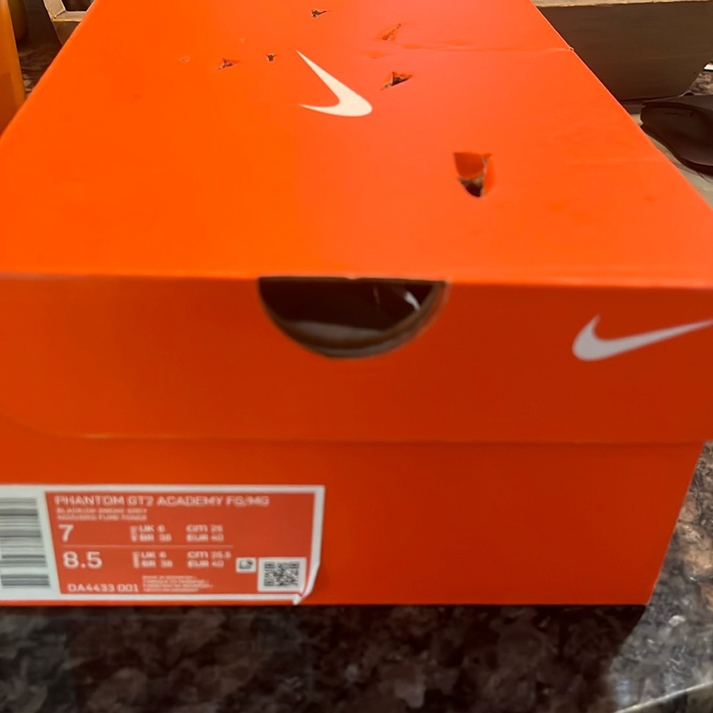 Nike phantom cleats